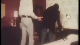 প্লাম্বার একটি কোমল ফরাসি মহিলার বাংলা sex hd ভগ মধ্যে রোপণ